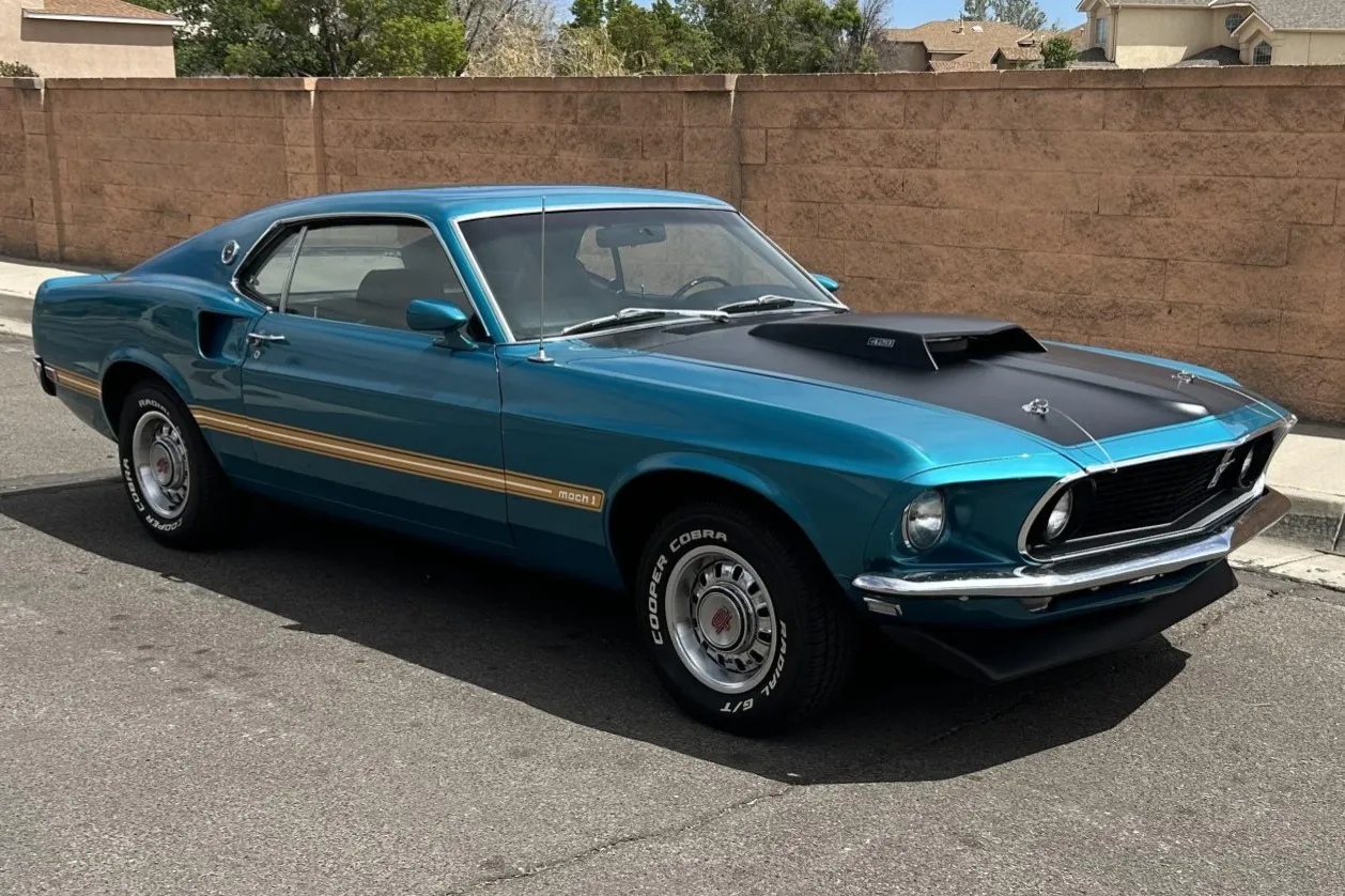 Ford Mustang